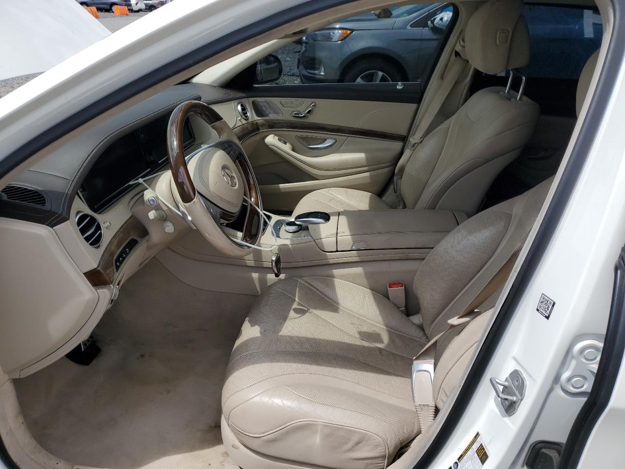 MERCEDES-BENZ S-CLASS 550