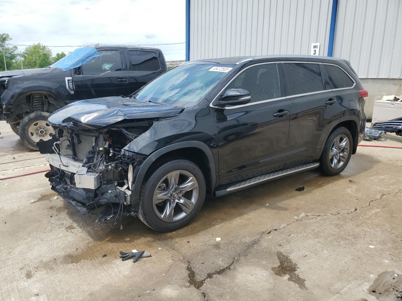 TOYOTA HIGHLANDER LIMITED
