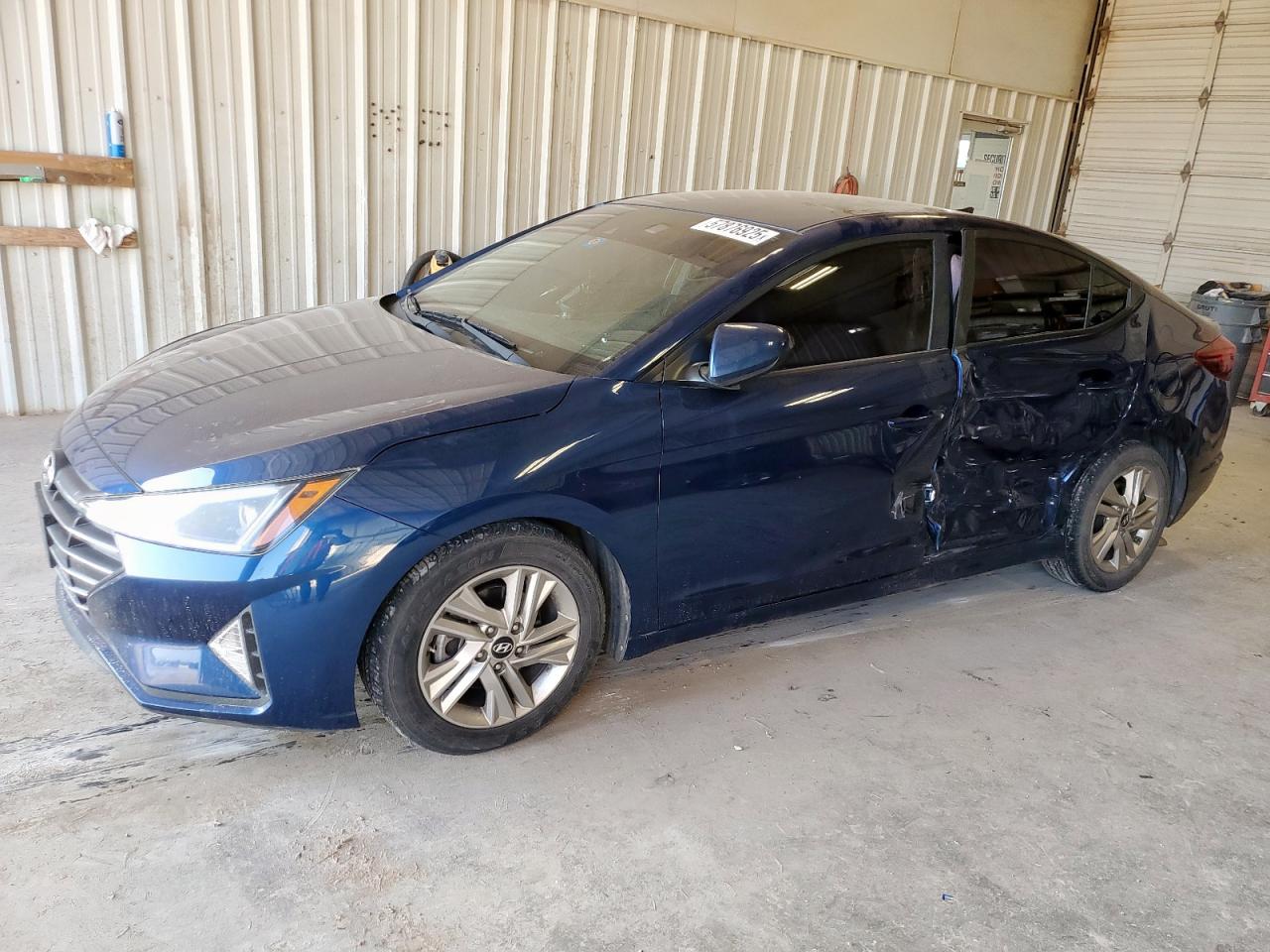 HYUNDAI ELANTRA SEL