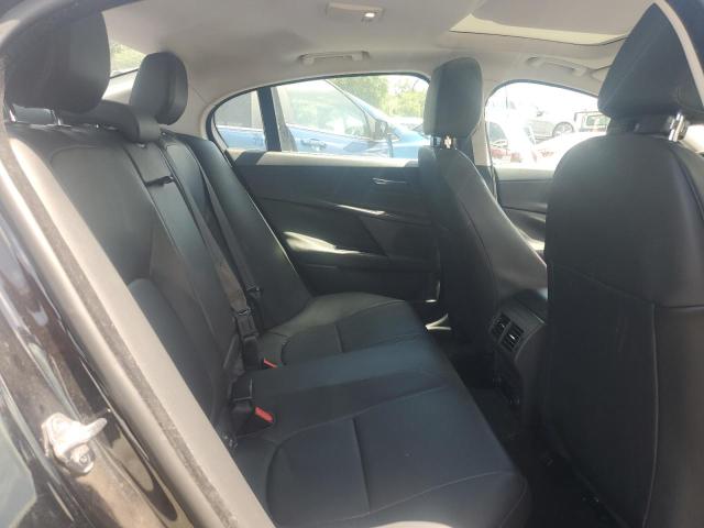 2019 JAGUAR XE PREMIUM SAJAD4FX2KCP50037