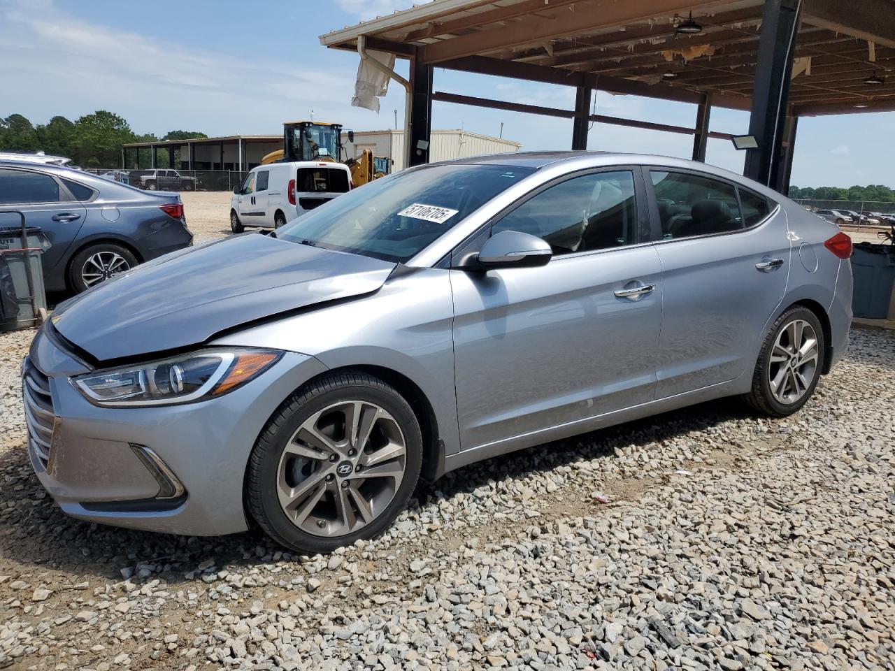 HYUNDAI ELANTRA SE