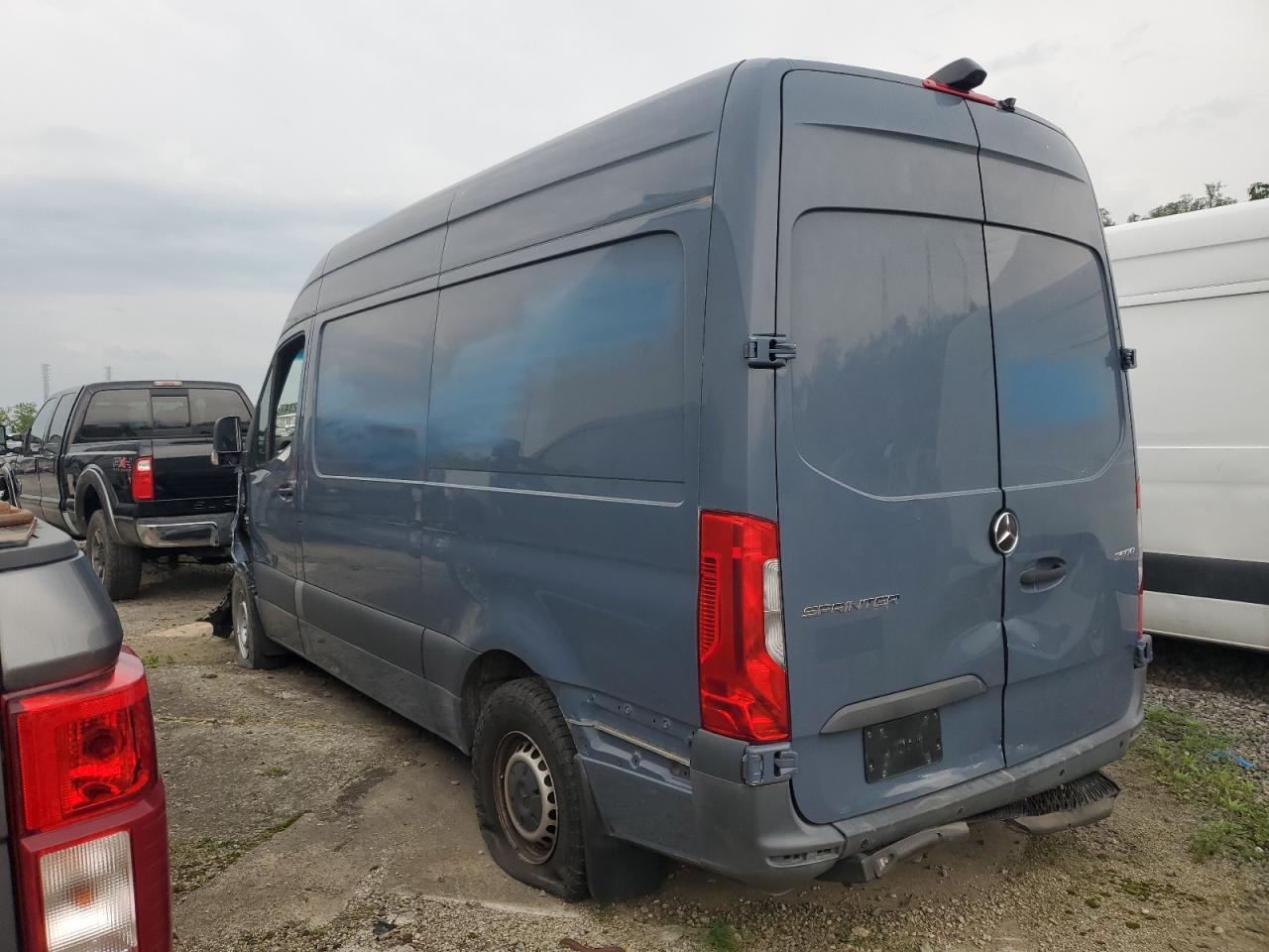MERCEDES-BENZ SPRINTER 2500/3500