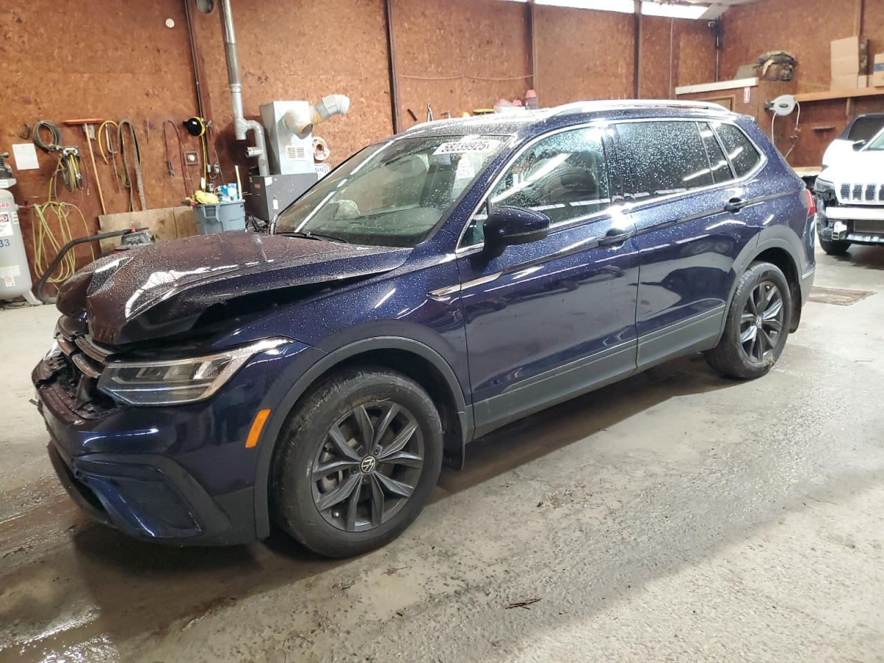 VOLKSWAGEN TIGUAN SE