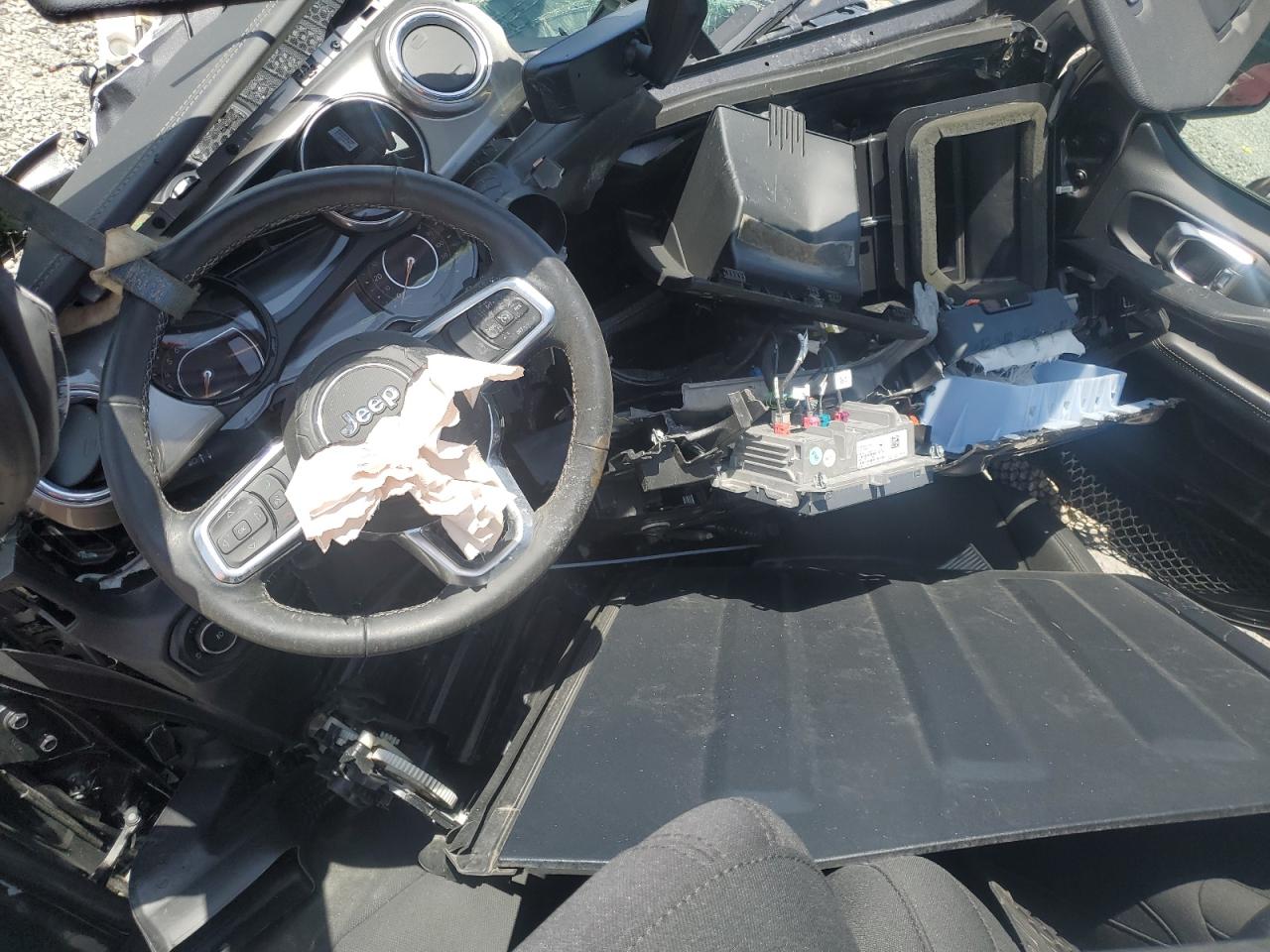 JEEP WRANGLER SAHARA