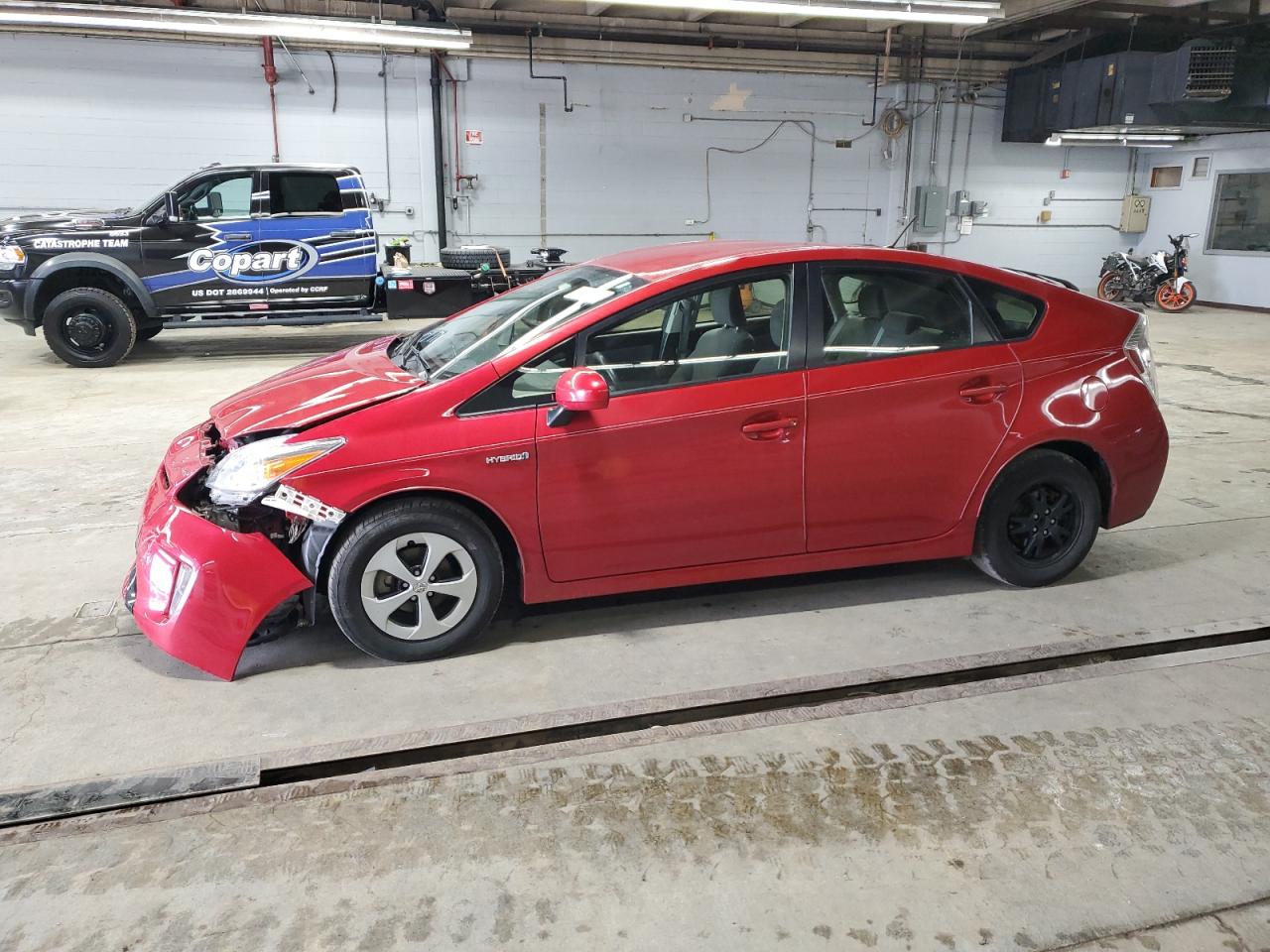 TOYOTA PRIUS