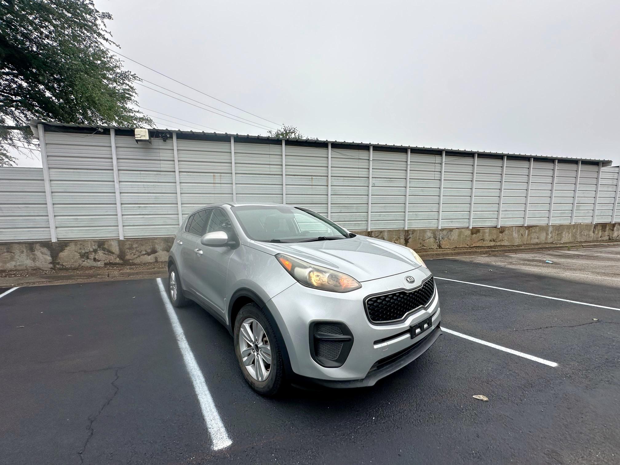 KIA SPORTAGE LX