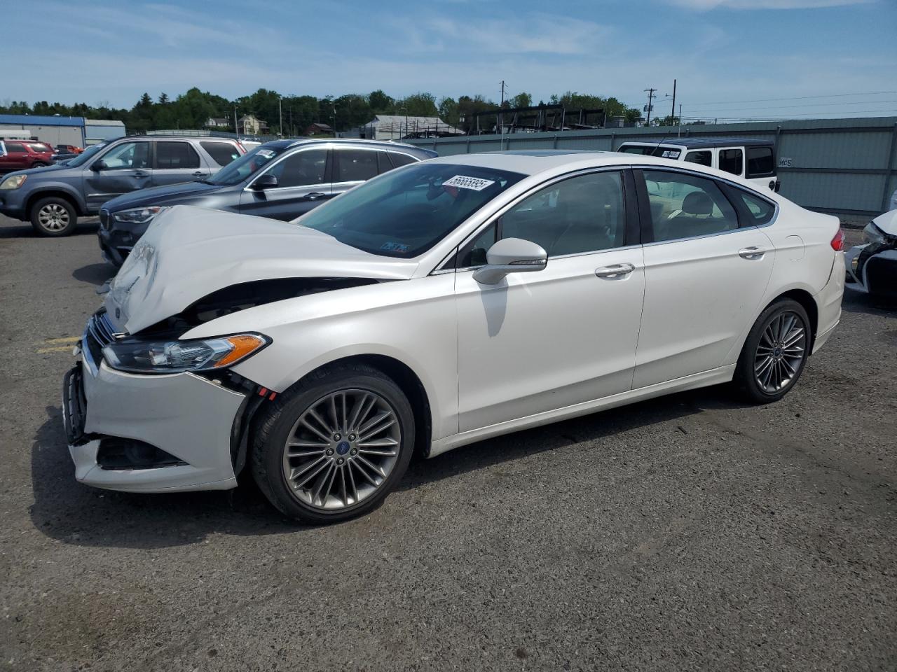 FORD FUSION SE