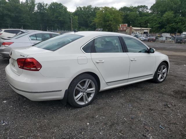 2015 VOLKSWAGEN PASSAT SEL 1VWCS7A30FC046716