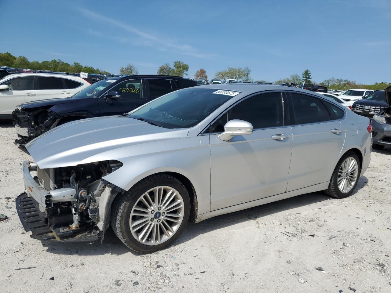 FORD FUSION SE