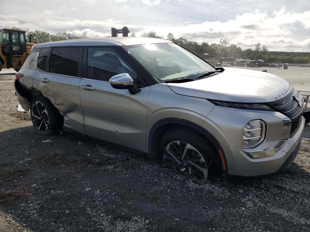 MITSUBISHI OUTLANDER ES