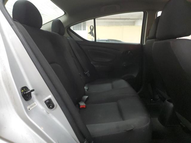 2018 NISSAN VERSA S 3N1CN7AP6JL887498