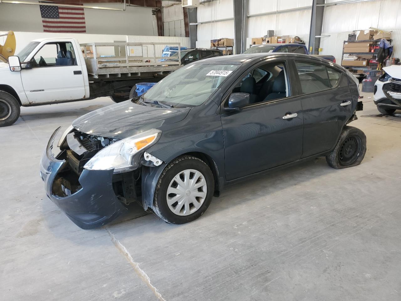 NISSAN VERSA S
