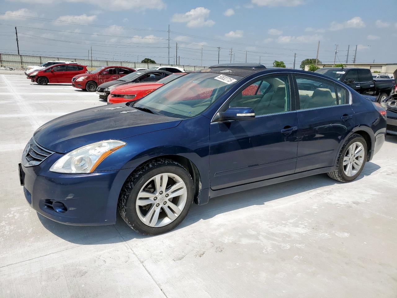 NISSAN ALTIMA SR