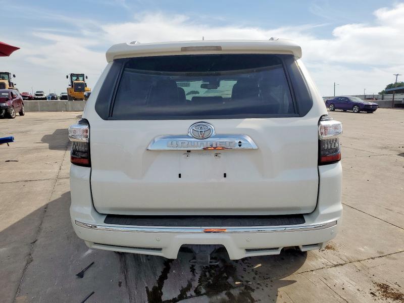 2020 TOYOTA 4RUNNER SR JTEBU5JRXL5766697