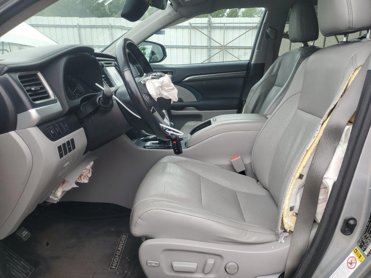 TOYOTA HIGHLANDER LIMITED