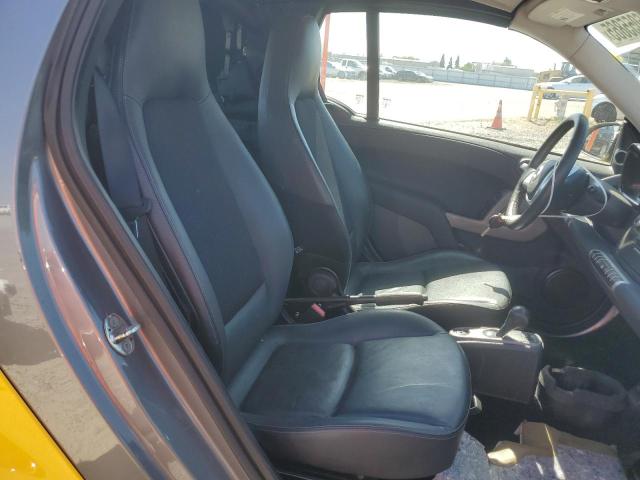 2015 SMART FORTWO WMEEK9AA3FK828490