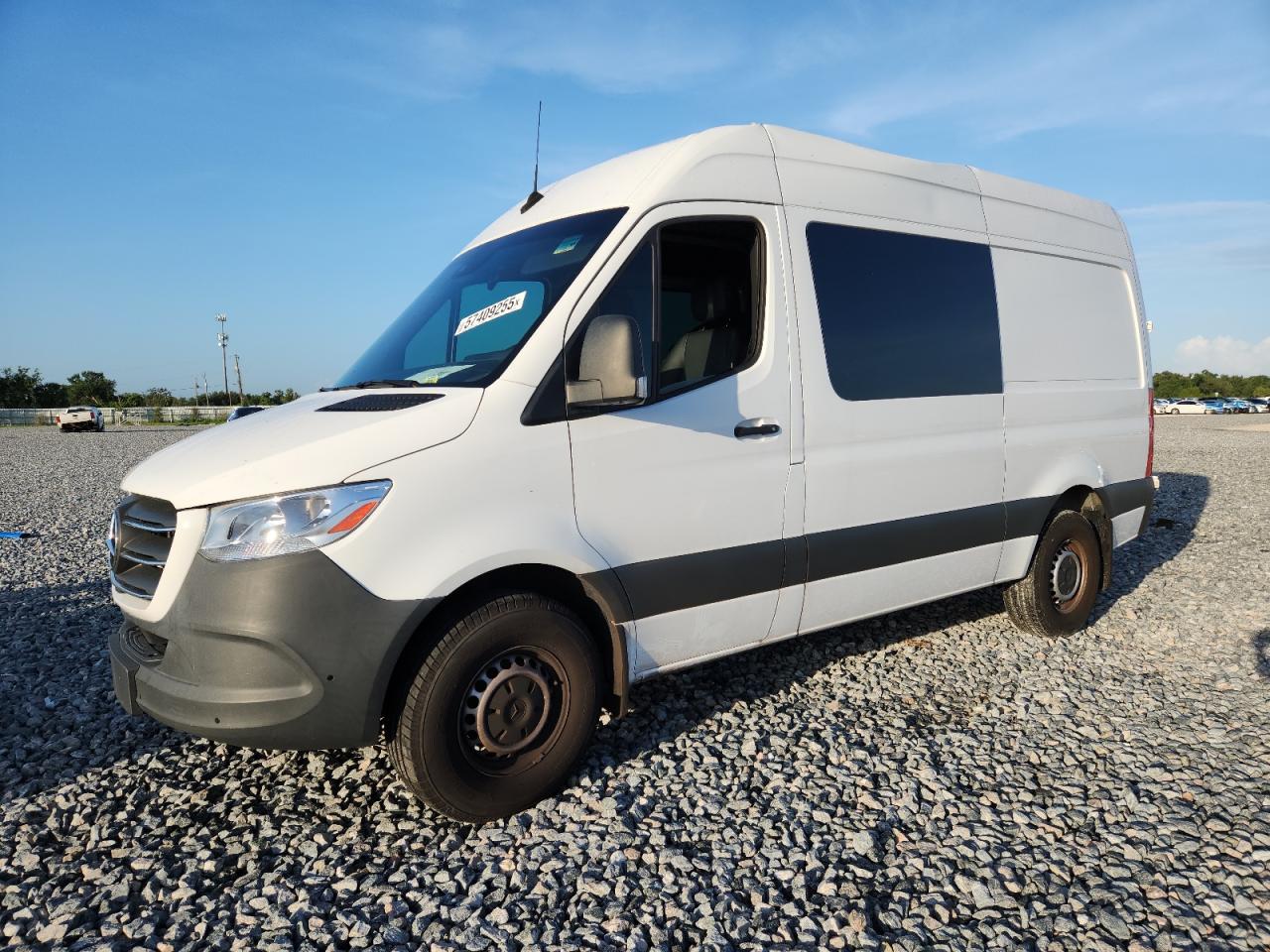 MERCEDES-BENZ SPRINTER 2500