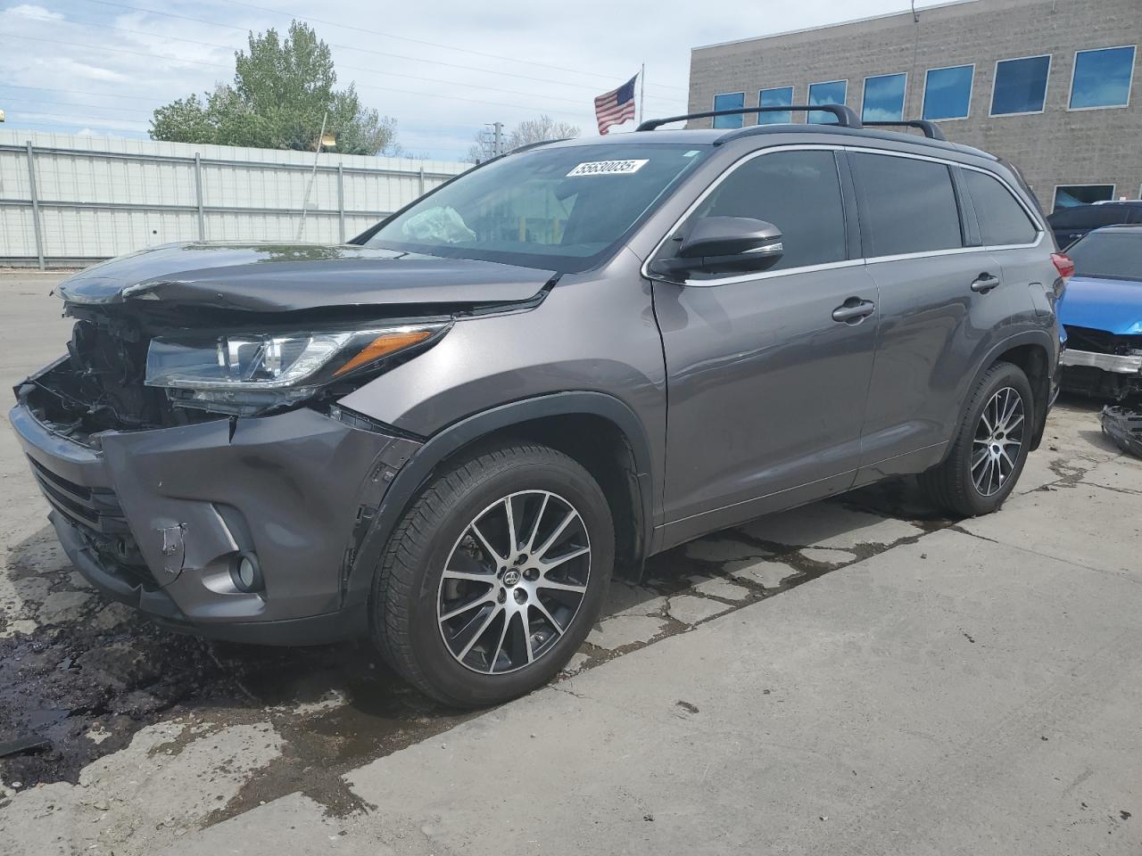 TOYOTA HIGHLANDER SE