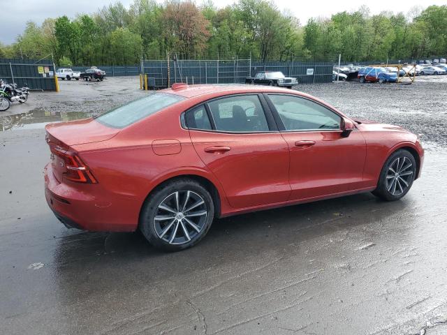 2021 VOLVO S60 T5 MOM 7JR102FK1MG095692