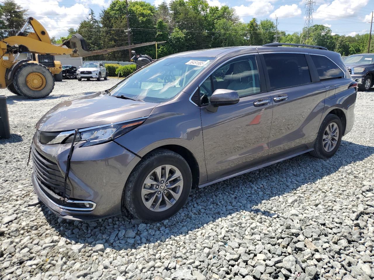 TOYOTA SIENNA XLE