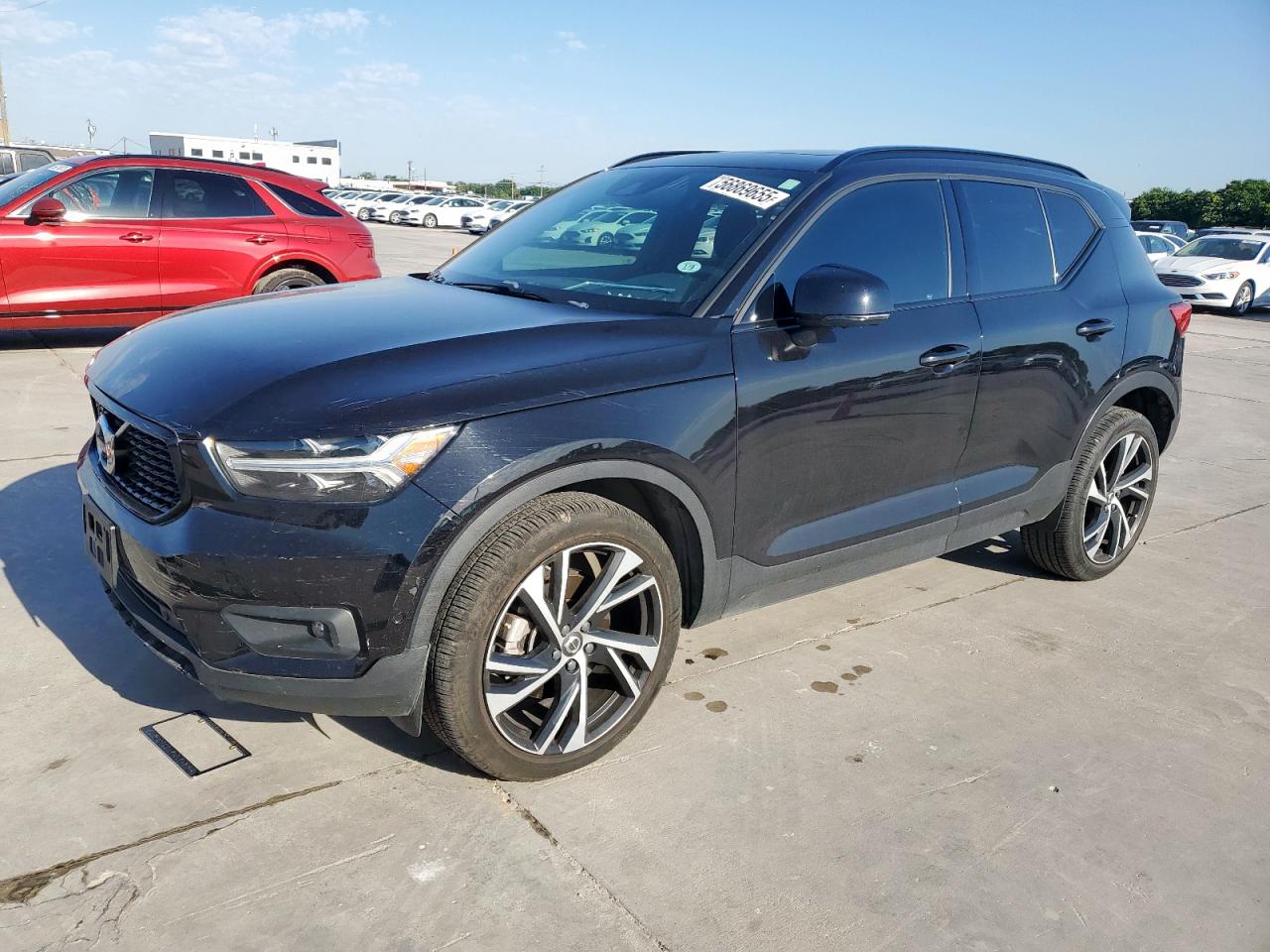 VOLVO XC40 T5 R-DESIGN