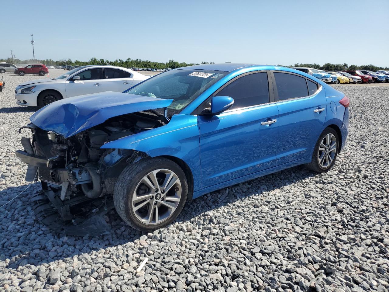 HYUNDAI ELANTRA SE