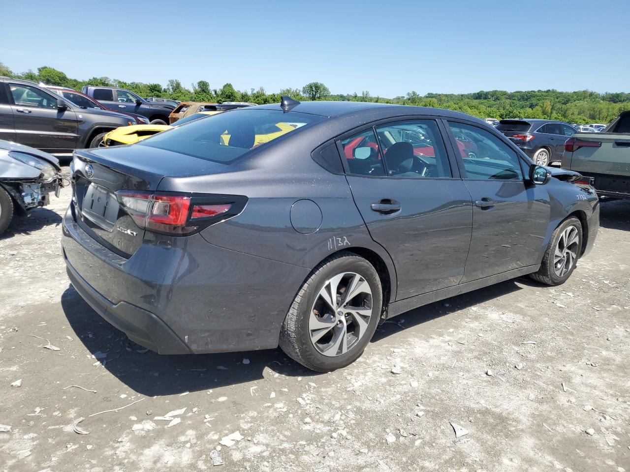 SUBARU LEGACY PREMIUM