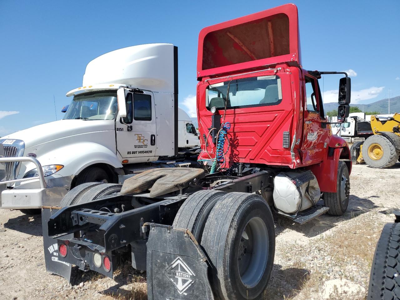 Lot #3184484169 2012 INTERNATIONAL 4400
