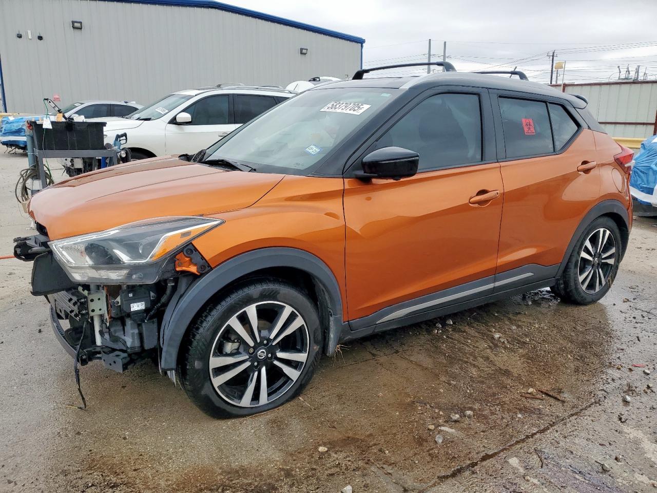 NISSAN KICKS S