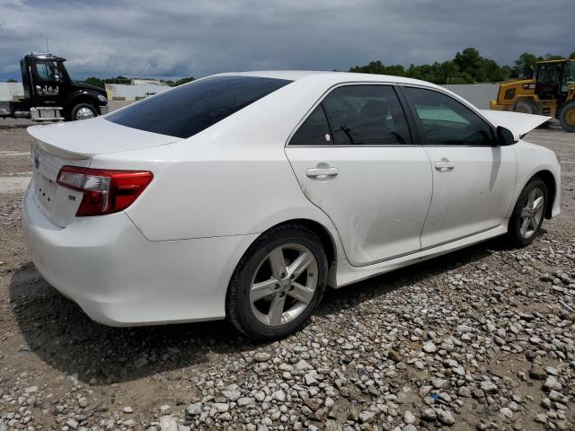 Vin: 4t1bf1fk4eu409149, lot: 57554865, toyota camry l 20143