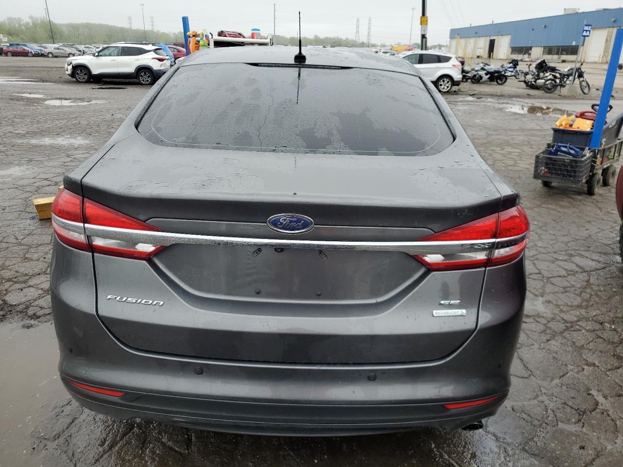 FORD FUSION SE