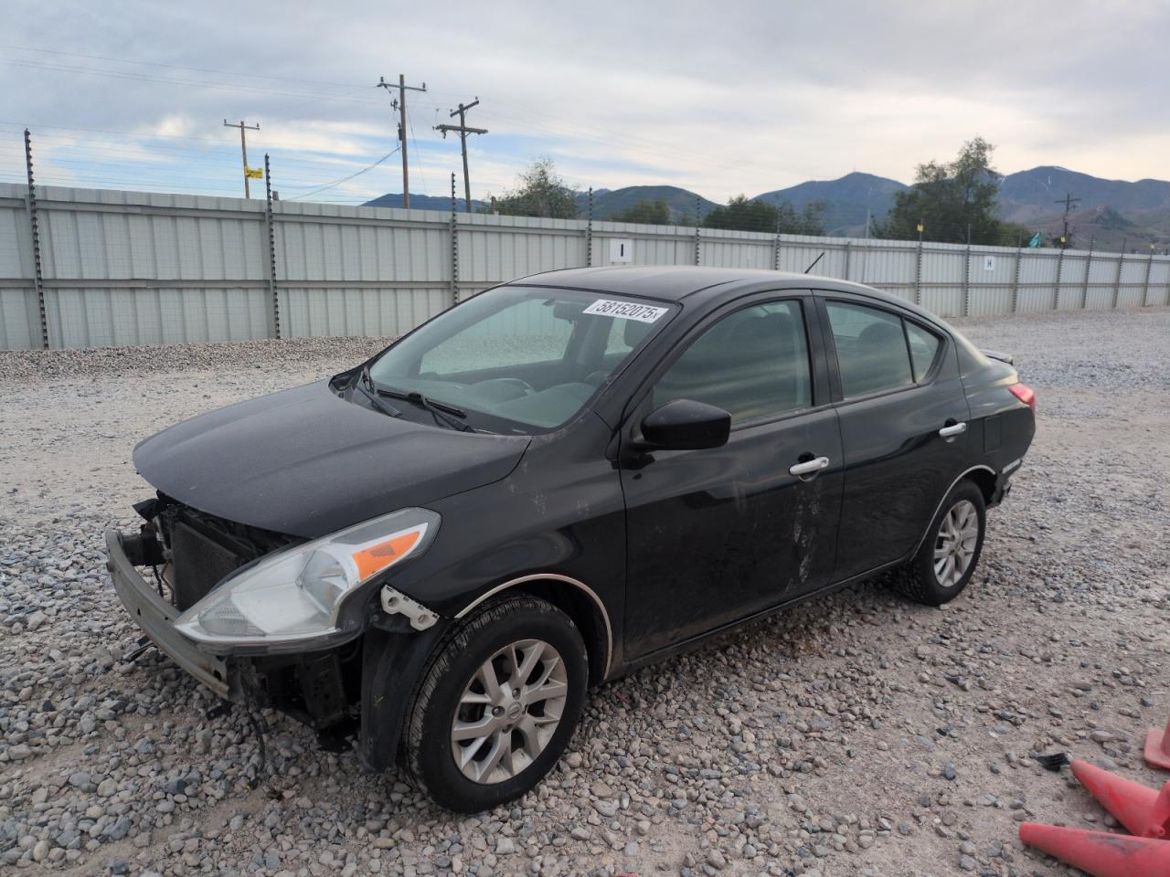 NISSAN VERSA S