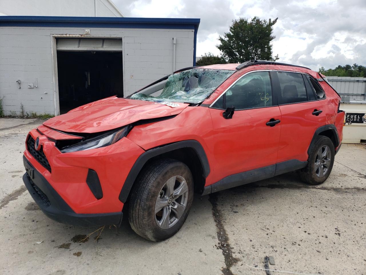 TOYOTA RAV4 LE