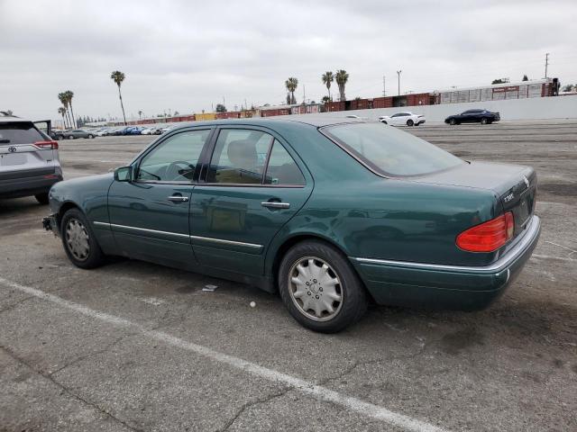 MERCEDES-BENZ E 320 1998 green  gas WDBJF65F9WA602450 photo #3