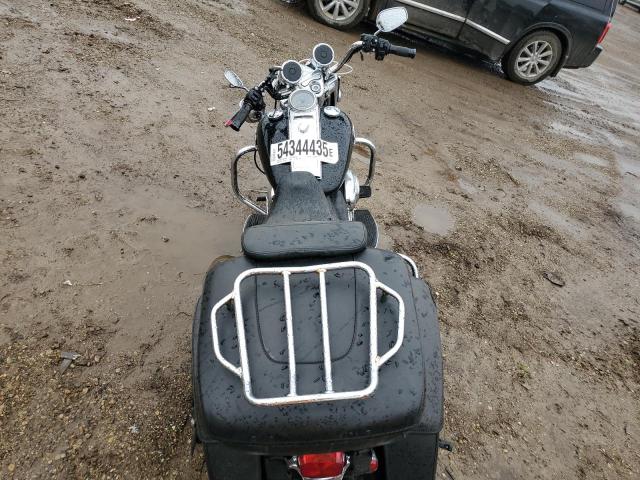 2009 HARLEY-DAVIDSON FLHRC - 1HD1FR4119Y620394
