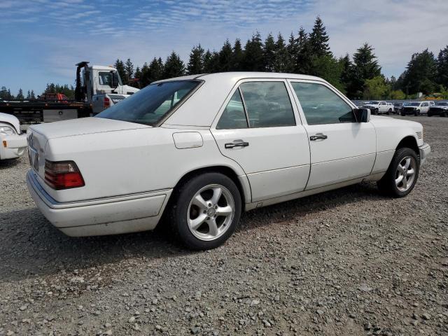 Vin: wdbeb31e5sc238213, lot: 58221175, mercedes-benz e-class 300d 19953
