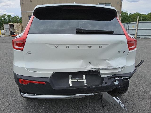 2024 VOLVO XC40 PLUS YV4L12UE8R2265355