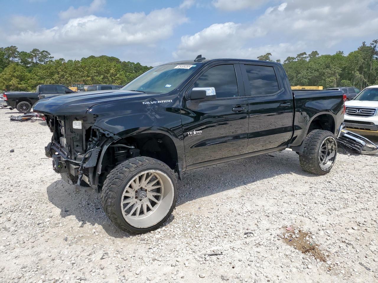 CHEVROLET SILVERADO C1500 LT