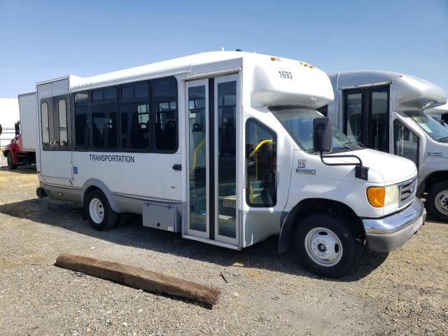FORD ECONOLINE 2007 white cutaway gas 1FDXE45S47DB29942 photo #1