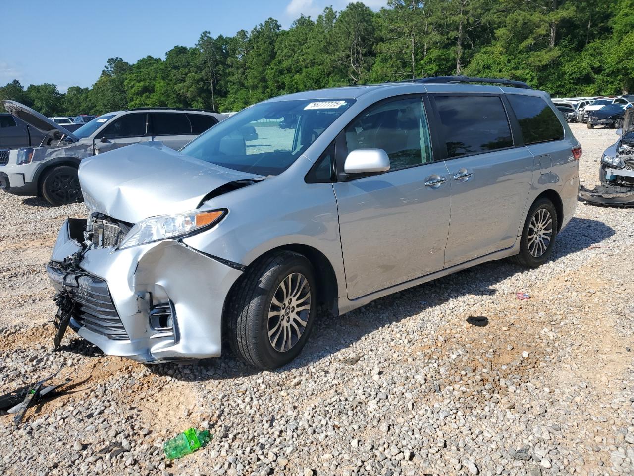TOYOTA SIENNA XLE