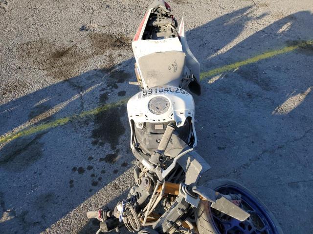 2019 YAMAHA YZFR3 MH3RH17Y2KK001113