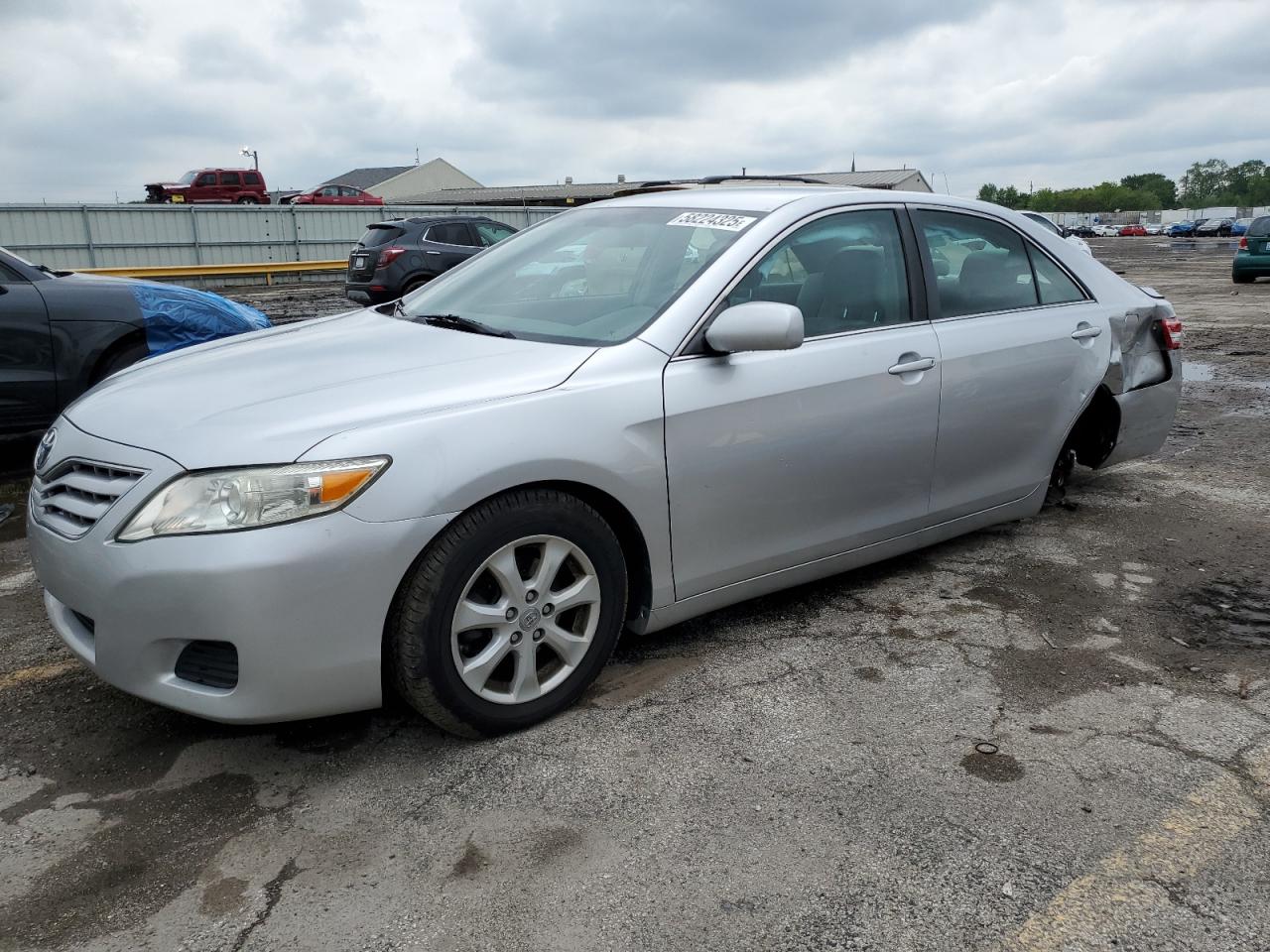 TOYOTA CAMRY BASE