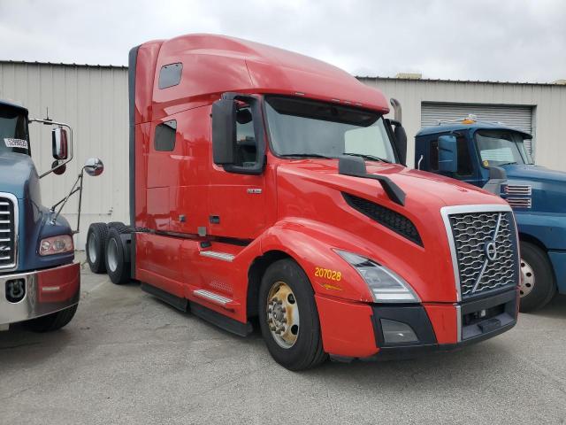 VOLVO VNL 2020 red  diesel 4V4NC9EH7LN249035 photo #1