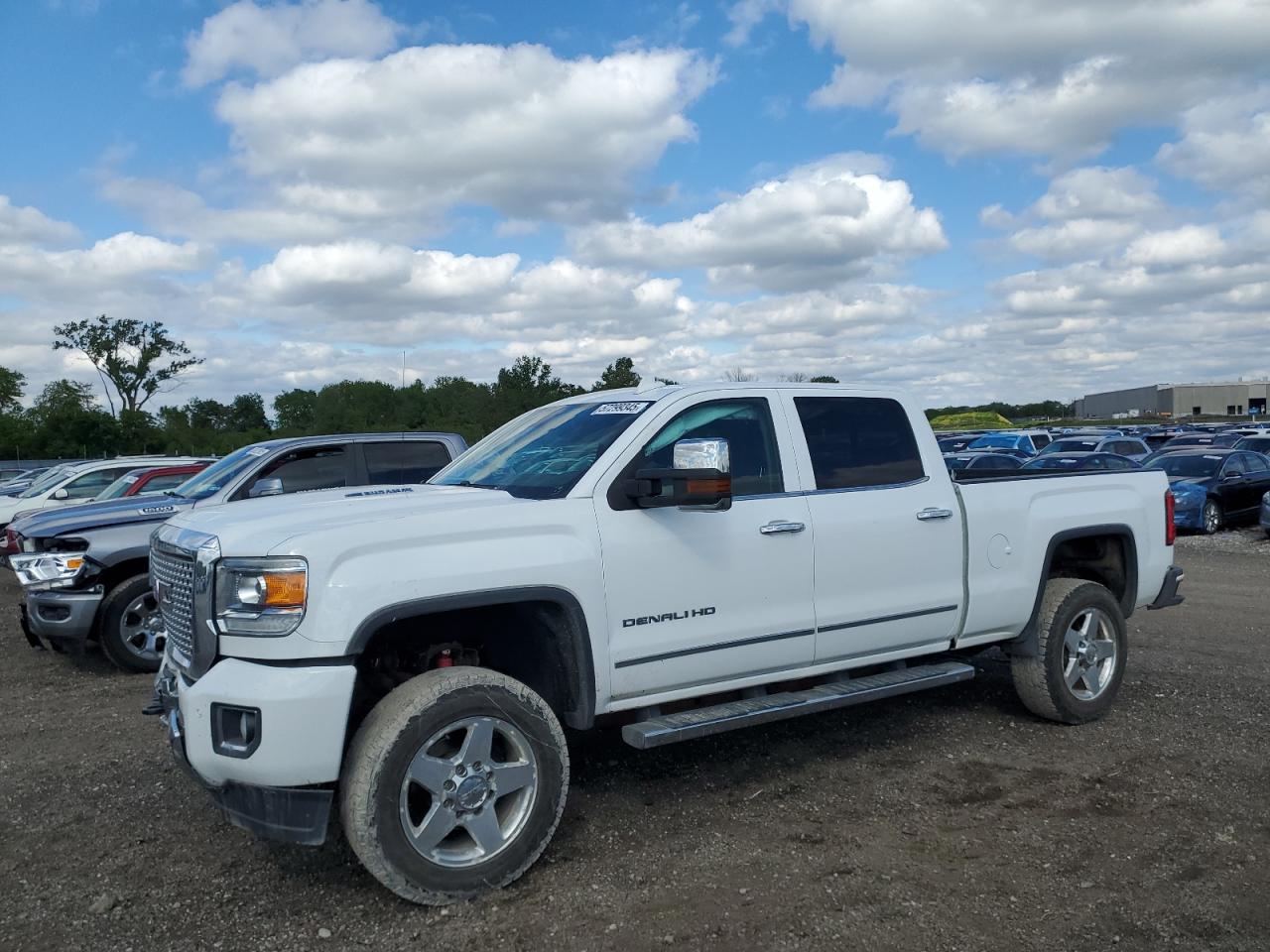 GMC SIERRA K2500 DENALI