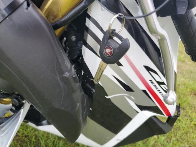 2025 HONDA CBR1000 RR JH2SC7710SK800044