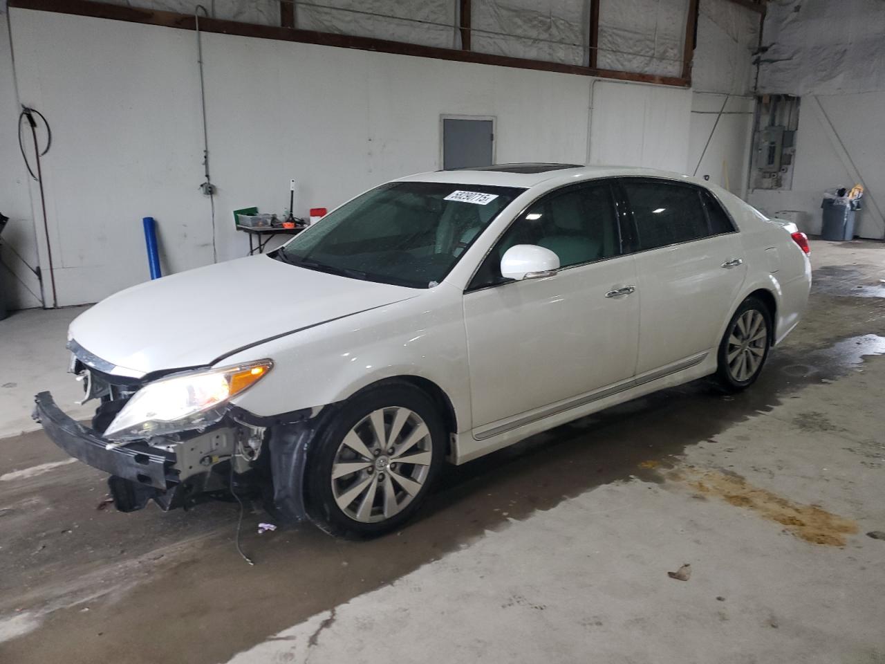 TOYOTA AVALON BASE