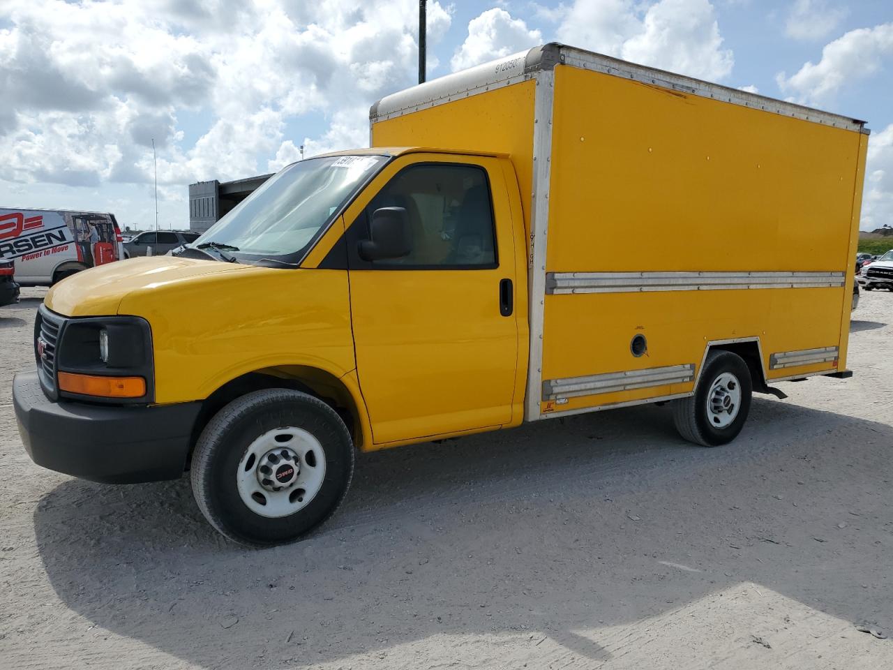 GMC SAVANA CUTAWAY G3500