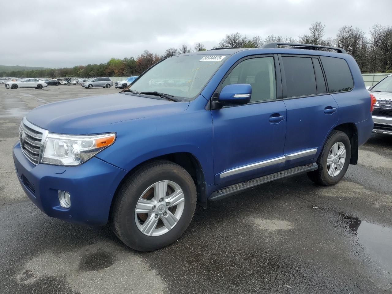 TOYOTA LAND CRUISER
