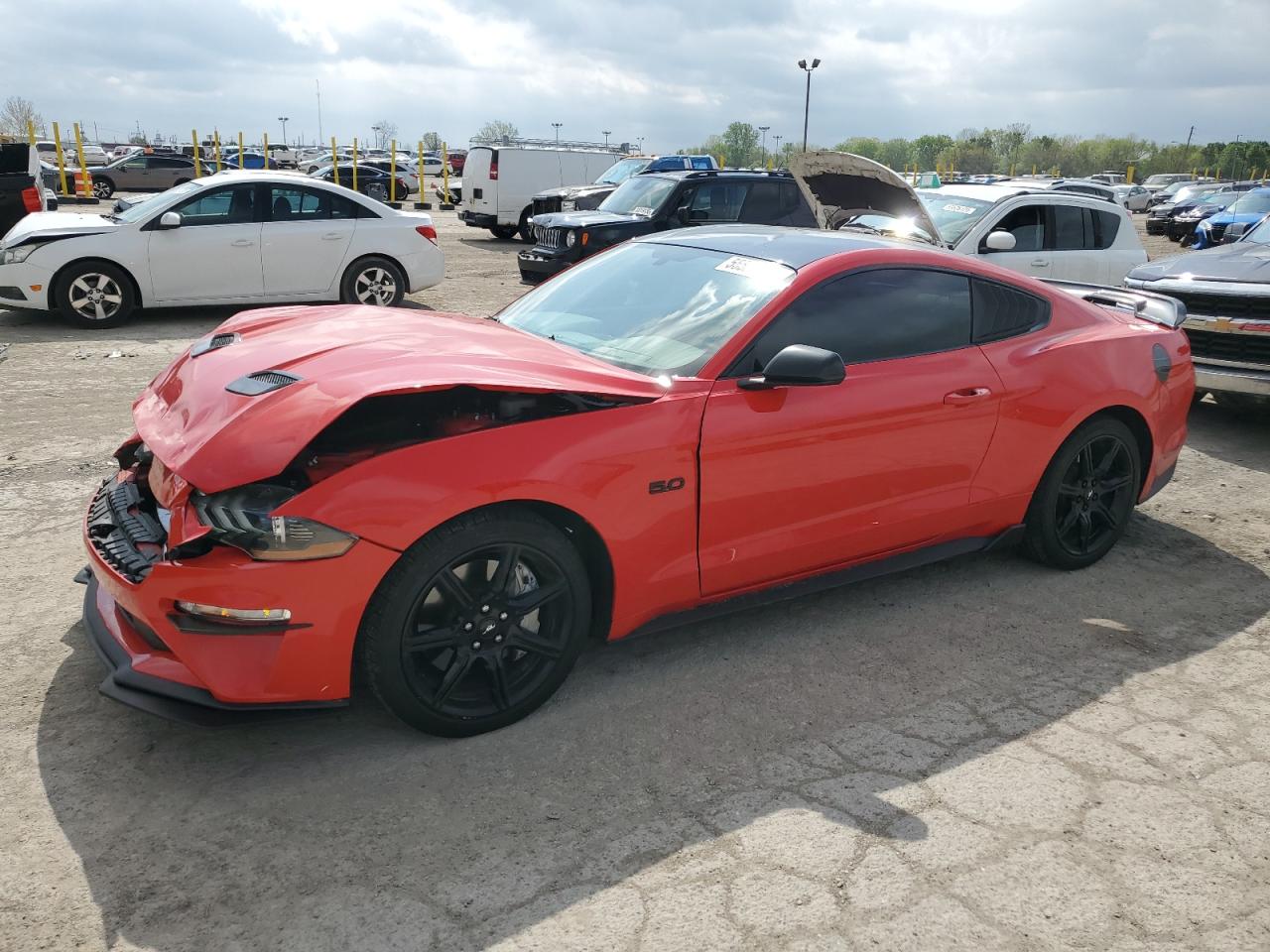 FORD MUSTANG GT