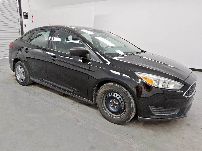 Vin: 1fadp3e24jl275255, lot: 57520255, ford focus s 20184